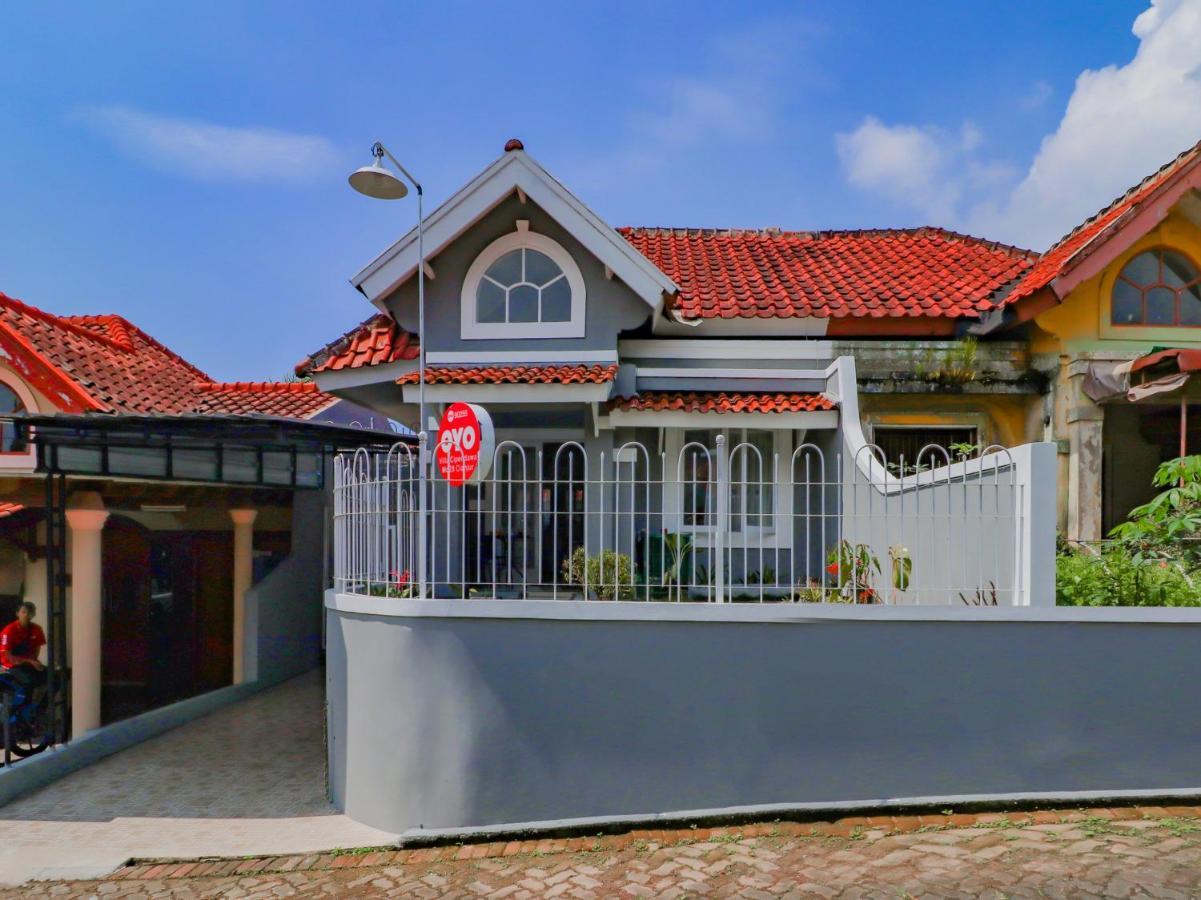Hotel Oyo 90255 Cipendawa Md28 Cianjur