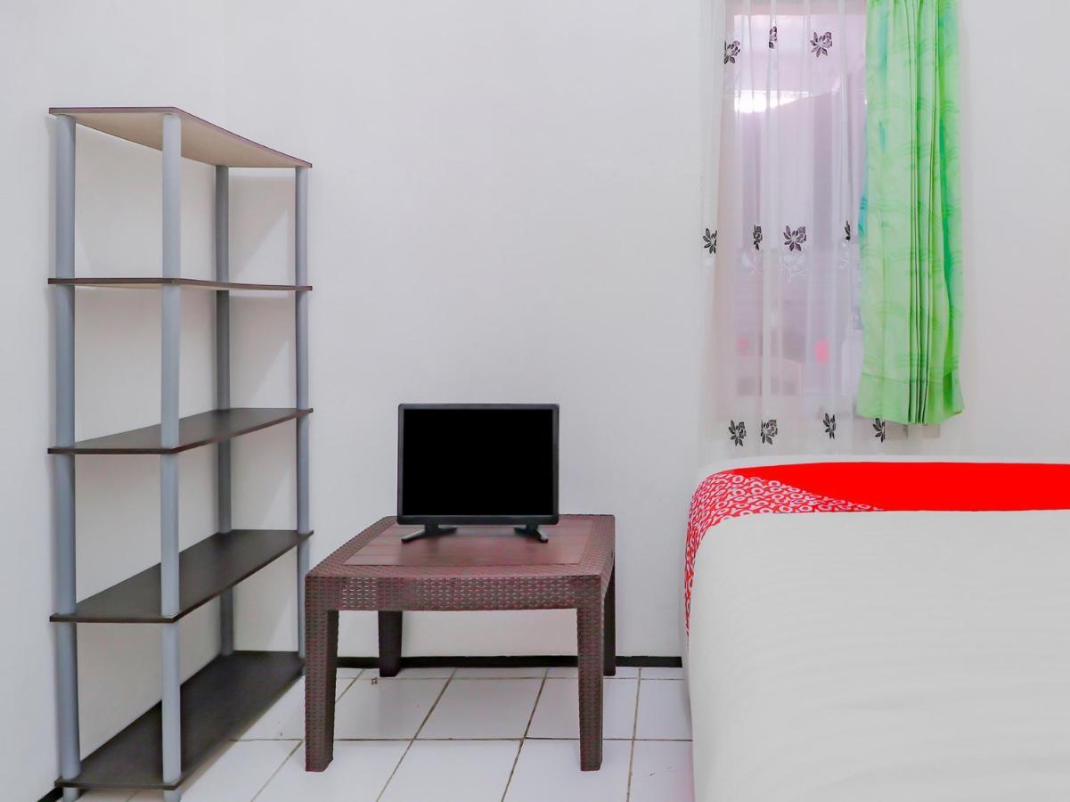 Oyo 90255 Cipendawa Md28 Hotel Cianjur